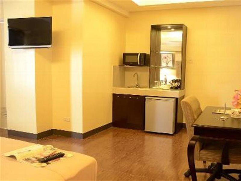 Silver Oaks Suites & Hotel Manila Exteriör bild