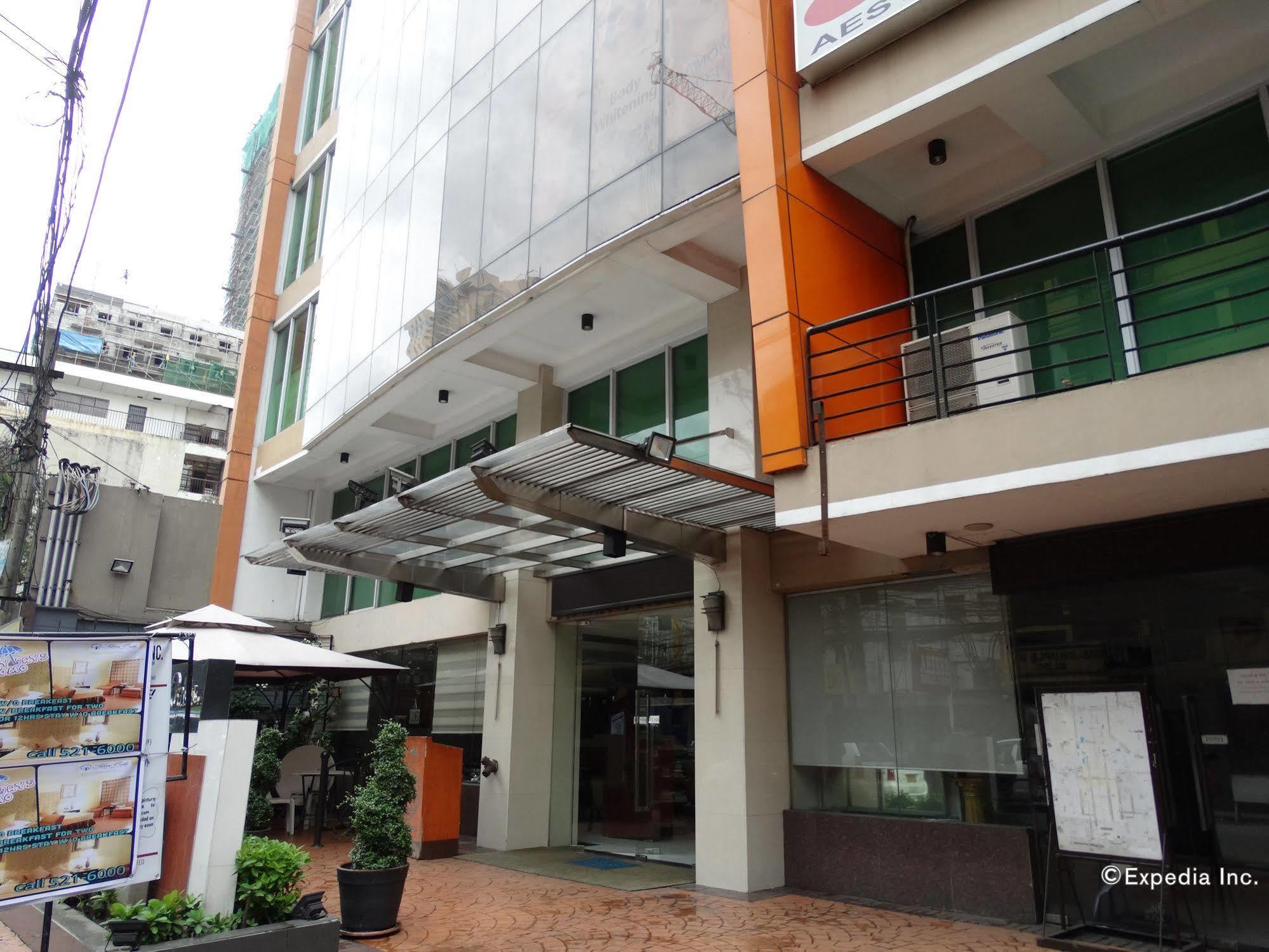 Silver Oaks Suites & Hotel Manila Exteriör bild